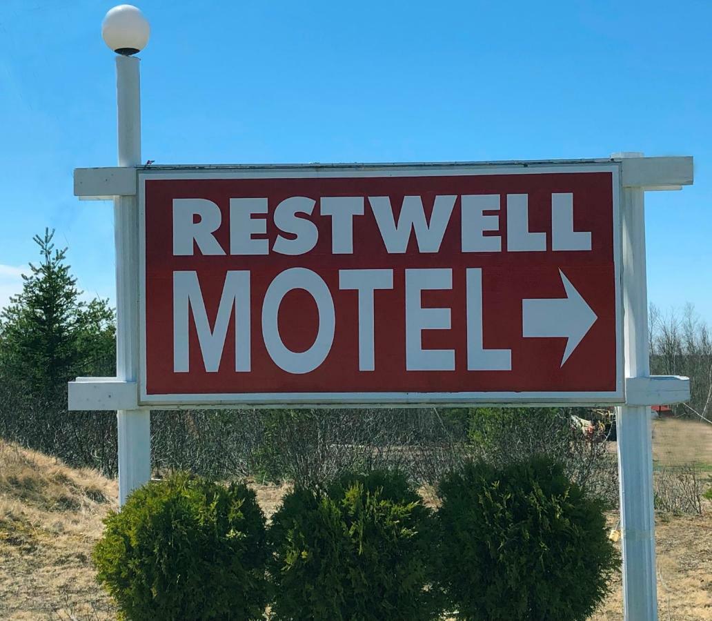 Auberge Restwell Motel Berrys Mills Bagian luar foto