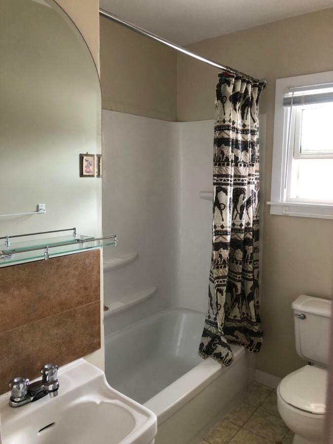 Auberge Restwell Motel Berrys Mills Bagian luar foto